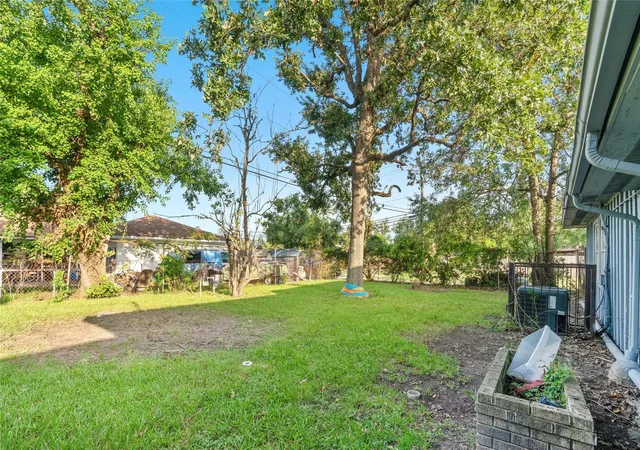 Homes for sale in Houston, TX | 10502 Royal Oaks Dr, Houston, TX 77016 | MLS# 7177666