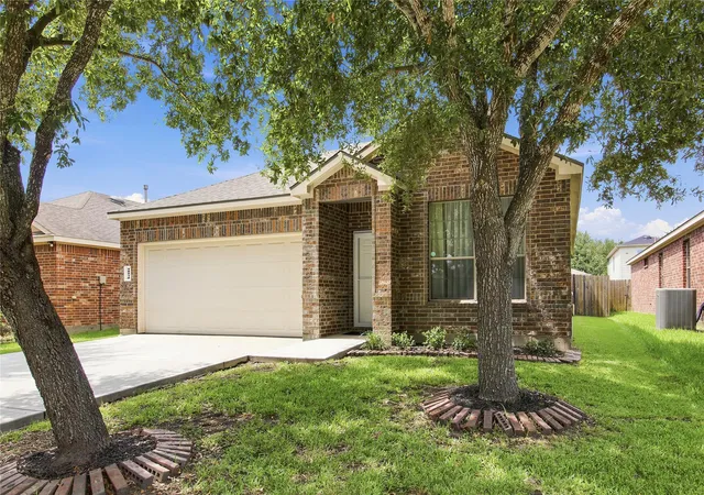 Photo 3 of Sale Pending at 19910 Roycroft Ln, Richmond, TX 77407 | MLS# 53144451 | Listing updated on 2026-09-06