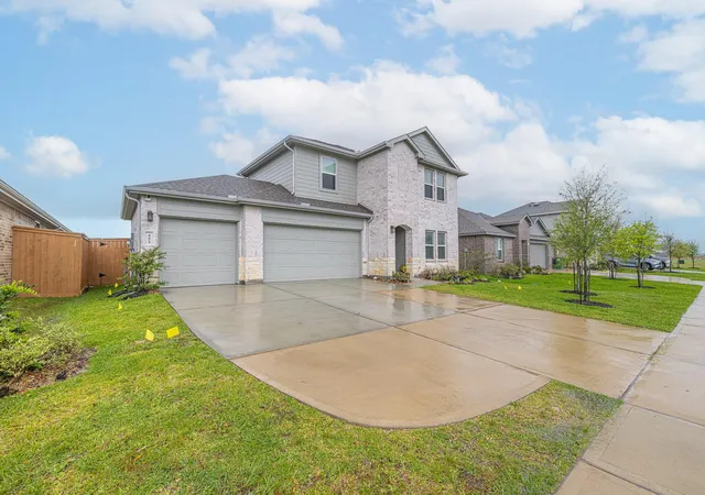 Photo 2 of Single family home for sale at 452 Lampasas Trl, Dayton, TX 77535 | MLS# 93403159 | Listing updated on 2026-05-19