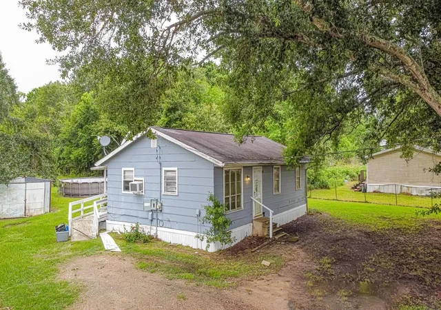 Homes for sale in Liberty, TX | 158 County Road 174, Liberty, TX 77575 | MLS# 62517367