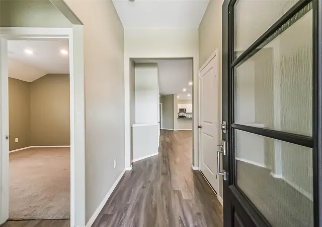 Photo 4 of Single family home for sale at 9422 Vicksburg Rd, Baytown, TX 77521 | MLS# 19288861 | Listing updated on 2026-09-17