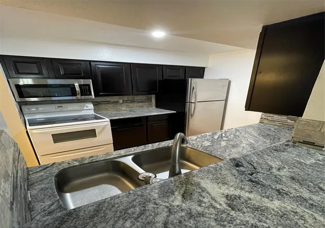 Homes for sale in Webster, TX | 18519 Egret Bay Blvd #1502, Webster, TX 77058 | MLS# 87465970