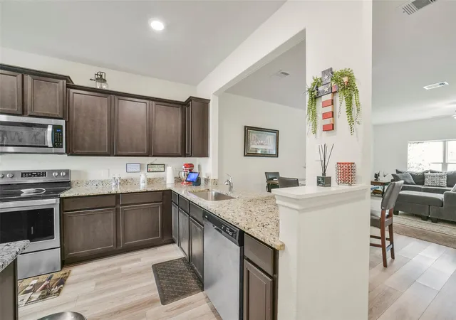 Photo 3 of Single family home for sale at 25418 Glacier Lake Dr, Cleveland, TX 77328 | MLS# 27866627 | Listing updated on 2026-05-22
