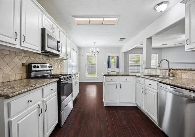 Photo 3 of Single family home for sale at 20323 Fairfield Park Way, Cypress, TX 77433 | MLS# 77630741 | Listing updated on 2026-09-12