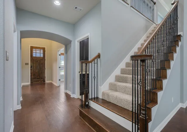 image of 4100 Wallaceshire Ave, College Station, TX 77845 | MLS# 27214465