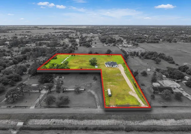 Homes for sale in Santa Fe, TX | 8228 Avenue L, Santa Fe, TX 77510 | MLS# 4701607