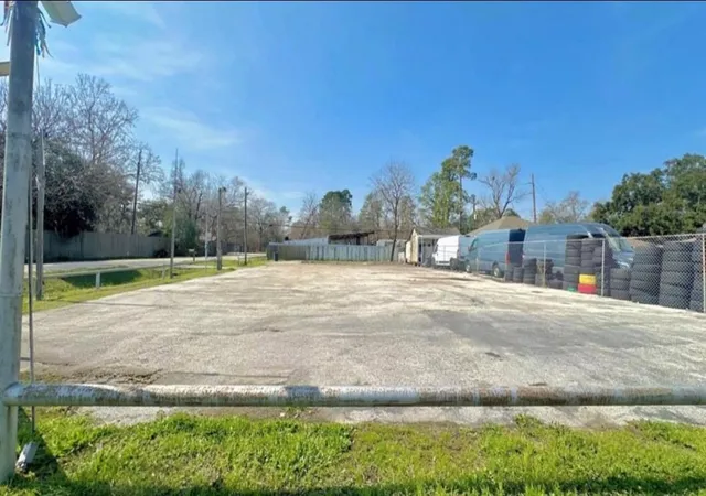 Photo 1 of Land for sale at 0 Tall Timbers Dr, Houston, TX 77070 | MLS# 44640437 | Listing updated on 2025-11-10