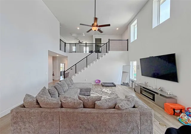 Photo 2 of Single family home for sale at 15210 Faushard Ln, Houston, TX 77044 | MLS# 77404905 | Listing updated on 2026-08-25