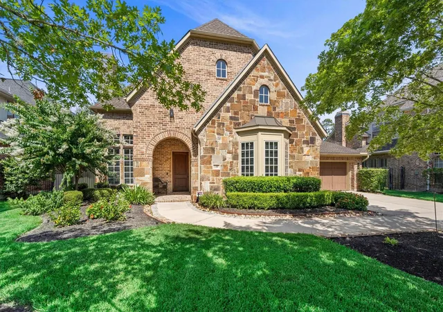 Homes for sale in Spring, TX | 130 E Cove View Trl, Spring, TX 77389 | MLS# 45711905