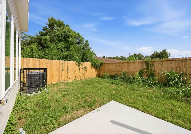 21st image of 3704 Mount Pleasant St #A/B, Houston, TX 77021 | MLS# 47609814