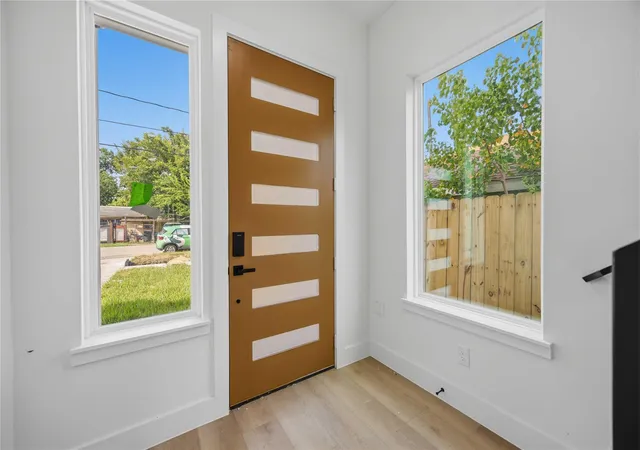4th image of 3704 Mount Pleasant St #A/B, Houston, TX 77021 | MLS# 47609814