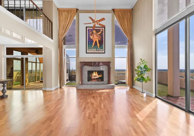 Listing Photo 1 - Condo for sale in building located at 14655 Champion Forest Dr, Houston, TX 77069 - Unit #1802
