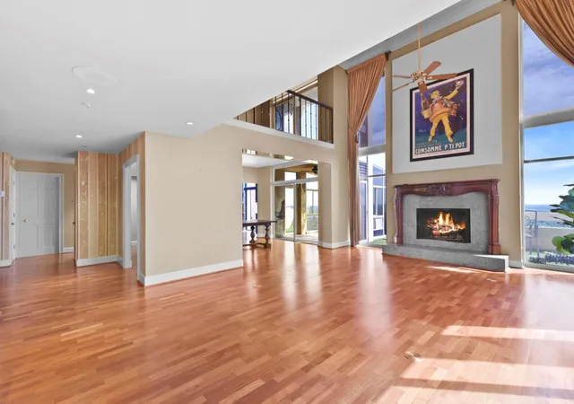 Listing Photo 5 - Condo for sale in building located at 14655 Champion Forest Dr, Houston, TX 77069 - Unit #1802