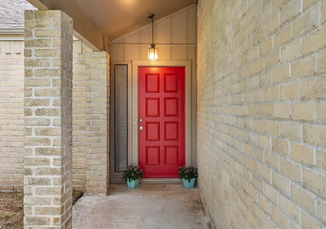 Photo 3 of Single family home for sale at 14923 Forest Lodge Ct, Houston, TX 77070 | MLS# 40631481 | Listing updated on 2026-07-27