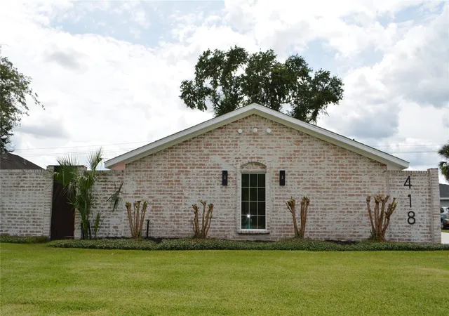 1st image of 418 Briar Hill Dr, Houston, TX 77042 | MLS# 9628752
