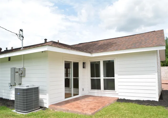 49th image of 418 Briar Hill Dr, Houston, TX 77042 | MLS# 9628752