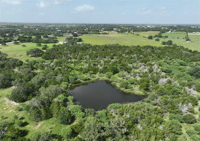 4th image of 833 E Sh 159, Fayetteville, TX 78940 | MLS# 15903200