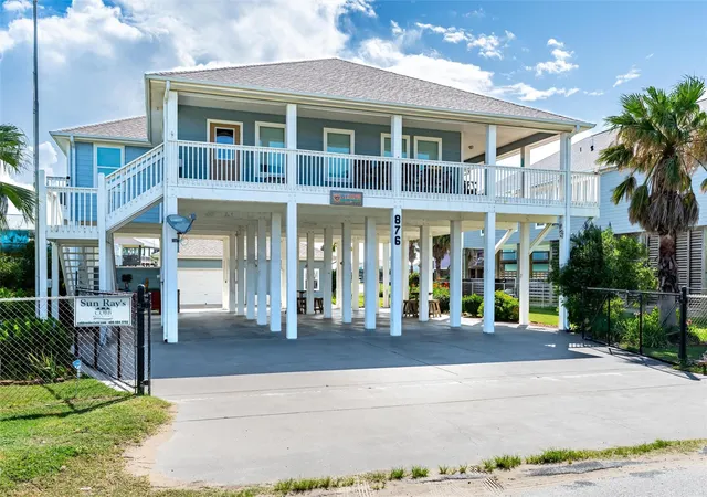 Photo 2 of Single family home for sale at 876 Kahla Dr, Port Bolivar, TX 77650 | MLS# 49022329 | Listing updated on 2026-09-15