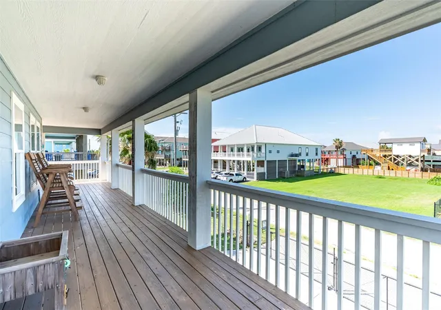 Photo 3 of Single family home for sale at 876 Kahla Dr, Port Bolivar, TX 77650 | MLS# 49022329 | Listing updated on 2026-09-15