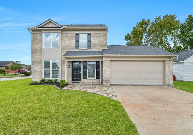 Photo 1 of Sale Pending at 9908 Green Meadow Dr, La Porte, TX 77571 | MLS# 35730096 | Listing updated on 2026-09-15