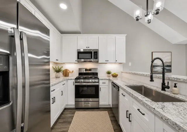 Photo 3 of Sale Pending at 9908 Green Meadow Dr, La Porte, TX 77571 | MLS# 35730096 | Listing updated on 2026-09-15