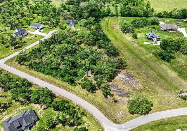 Photo 1 of Land for sale at 375 Thousand Oaks Dr, Angleton, TX 77515 | MLS# 10008374 | Listing updated on 2026-09-01