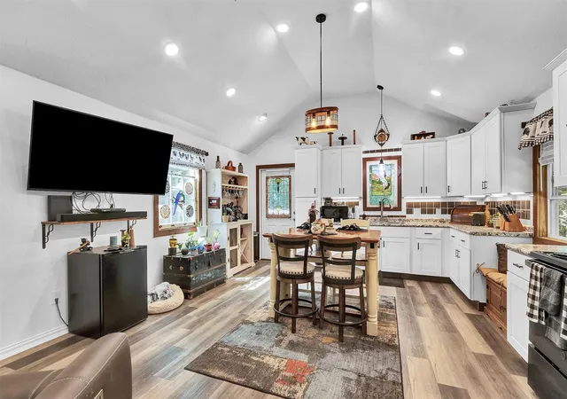 3rd image of 2075 Mangum Rd, Livingston, TX 77351 | MLS# 52693750