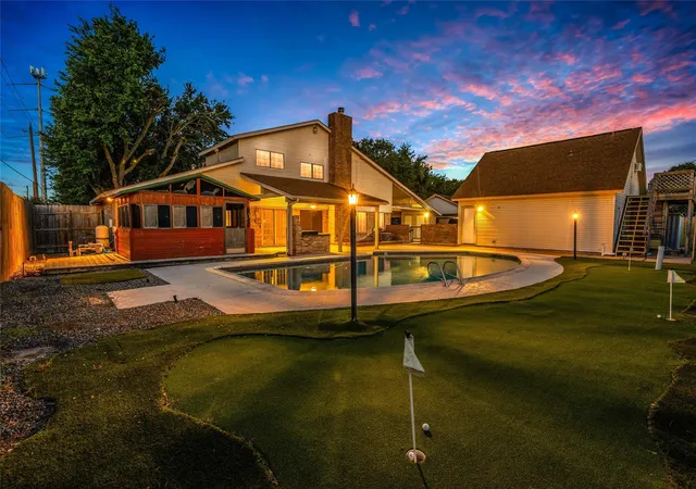 3rd image of 2202 Erin Glen Ct, Deer Park, TX 77536 | MLS# 67058840