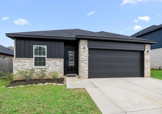 Photo 3 of Single family home for sale at 30419 Crystal Strm Ln, Magnolia, TX 77355 | MLS# 26922020 | Listing updated on 2026-09-03