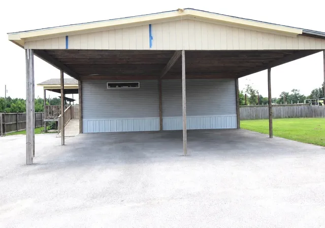 2nd image of 711 County Road 5006, Cleveland, TX 77327 | MLS# 26241430