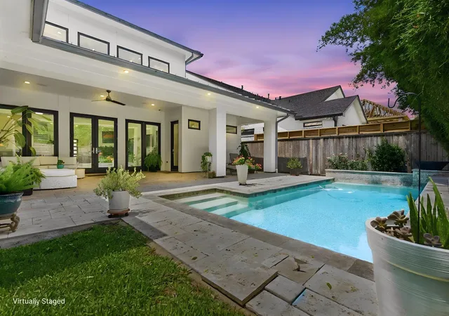 Photo 3 of Single family home for sale at 6610 Sivley St, Houston, TX 77055 | MLS# 39370669 | Listing updated on 2026-09-20