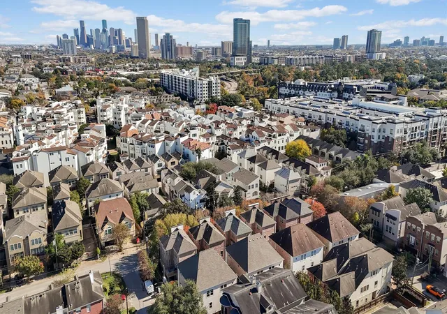 27th image of 5407 Dickson St, Houston, TX 77007 | MLS# 60381226