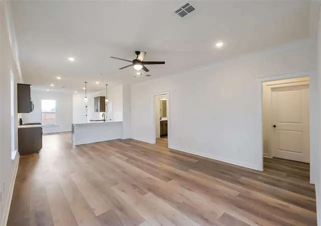 3rd image of 818 Countryside Glade Ln, Bonney, TX 77583 | MLS# 86431292