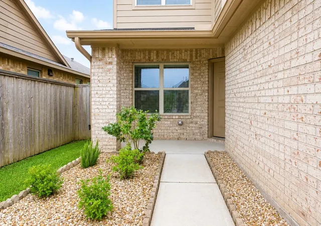 4th image of 4118 Saw Mill Peak Ln, Baytown, TX 77521 | MLS# 13104371