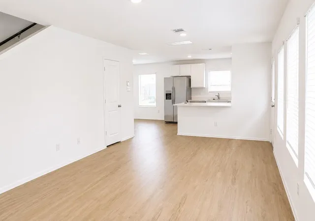 5th image of 4118 Saw Mill Peak Ln, Baytown, TX 77521 | MLS# 13104371