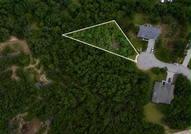 2nd image of 13/14 Buckeye Ln, Wimberley, TX 78676 | MLS# 52406475