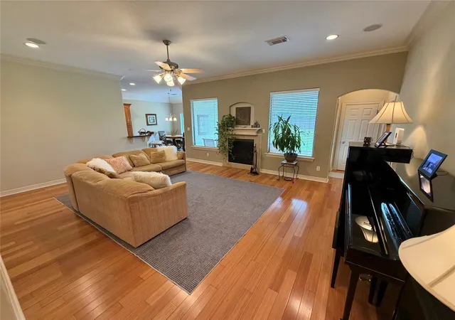 Photo 3 of Single family home for sale at 1448 S Bluebonnet Ln, Angleton, TX 77515 | MLS# 32551893 | Listing updated on 2026-06-01