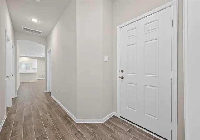 Photo 3 of Single family home for sale at 516 Emerald Thicket, Huffman, TX 77336 | MLS# 78443482 | Listing updated on 2026-09-19