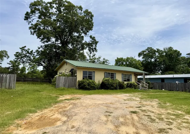 Homes for sale in Kirbyville, TX | 516 W Martin Luther King St, Kirbyville, TX 75956 | MLS# 15861242