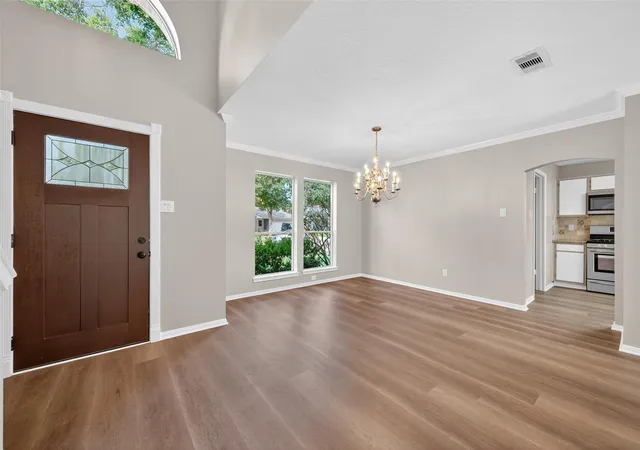 Homes for sale in Kemah, TX | 1826 Oak Valley, Kemah, TX 77565 | MLS# 84464462