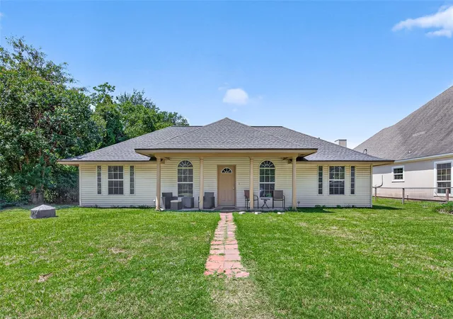 Homes for sale in Prairie View, TX | 720 Ezekiel Smith St, Prairie View, TX 77484 | MLS# 60243443