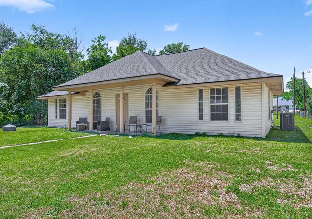Homes for sale in Prairie View, TX | 720 Ezekiel Smith St, Prairie View, TX 77484 | MLS# 60243443