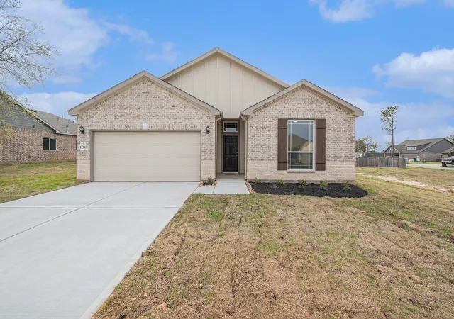 Photo 1 of Single family home for sale at 12408 Hackberry Dr, Willis, TX 77318 | MLS# 45620541 | Listing updated on 2026-06-17