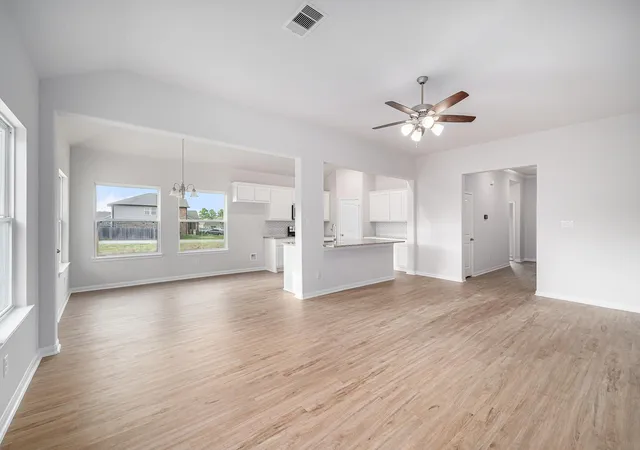 Photo 3 of Single family home for sale at 12408 Hackberry Dr, Willis, TX 77318 | MLS# 45620541 | Listing updated on 2026-06-17