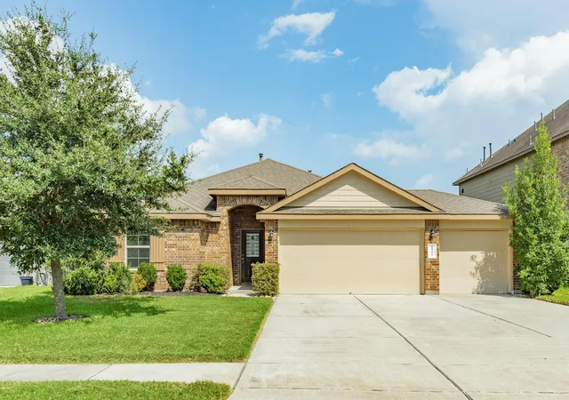 Photo 1 of Single family home for sale at 10323 Sill Prairie Dr, Rosharon, TX 77583 | MLS# 44967830 | Listing updated on 2026-08-29