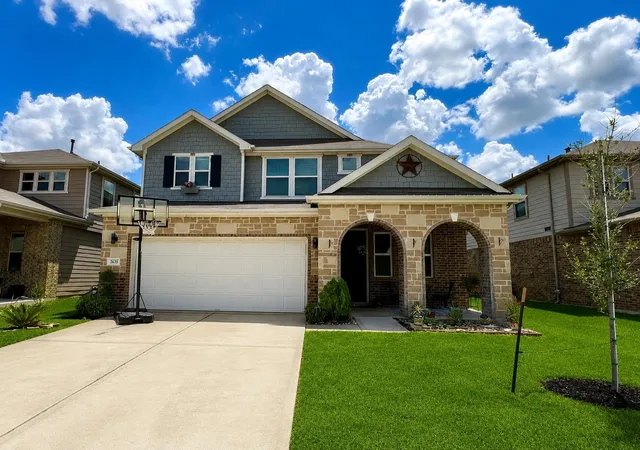 Photo 1 of Single family home for sale at 2635 Oakwood Blf Trl, Houston, TX 77038 | MLS# 97377966 | Listing updated on 2026-08-21