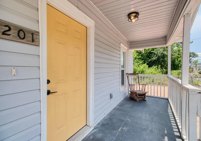Photo 3 of Multi family home for sale at 3201 Adelia St, Houston, TX 77026 | MLS# 7633076 | Listing updated on 2026-08-26