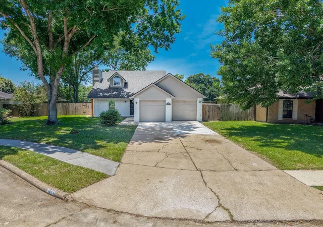 Photo 4 of Sale Pending at 2618 Harvest Moon Dr, Missouri City, TX 77489 | MLS# 44458511 | Listing updated on 2026-08-29