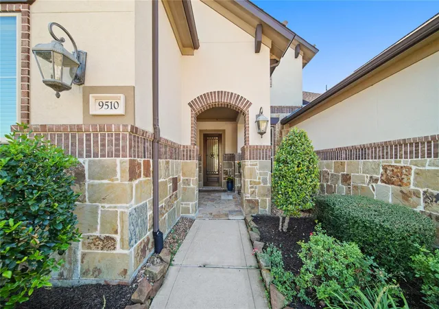 5th image of 9510 Spring Rose Dr, Missouri City, TX 77459 | MLS# 95029578
