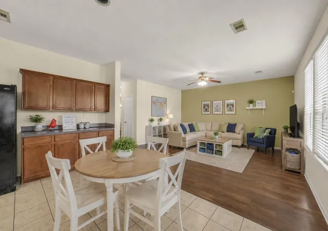 Photo 2 of Single family home for sale at 8114 Yaupon View Dr, Cypress, TX 77433 | MLS# 15153569 | Listing updated on 2026-09-10